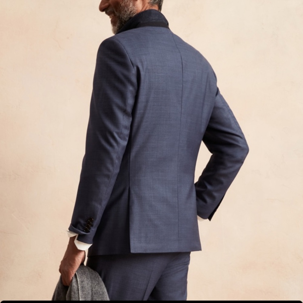 Banana Republic Slim Sharkskin Jacket